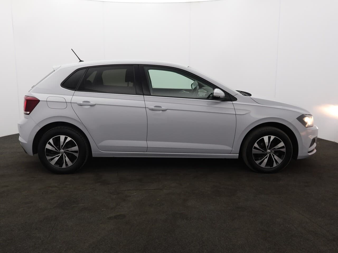 Volkswagen Polo 1.0 TSI Match — image 11