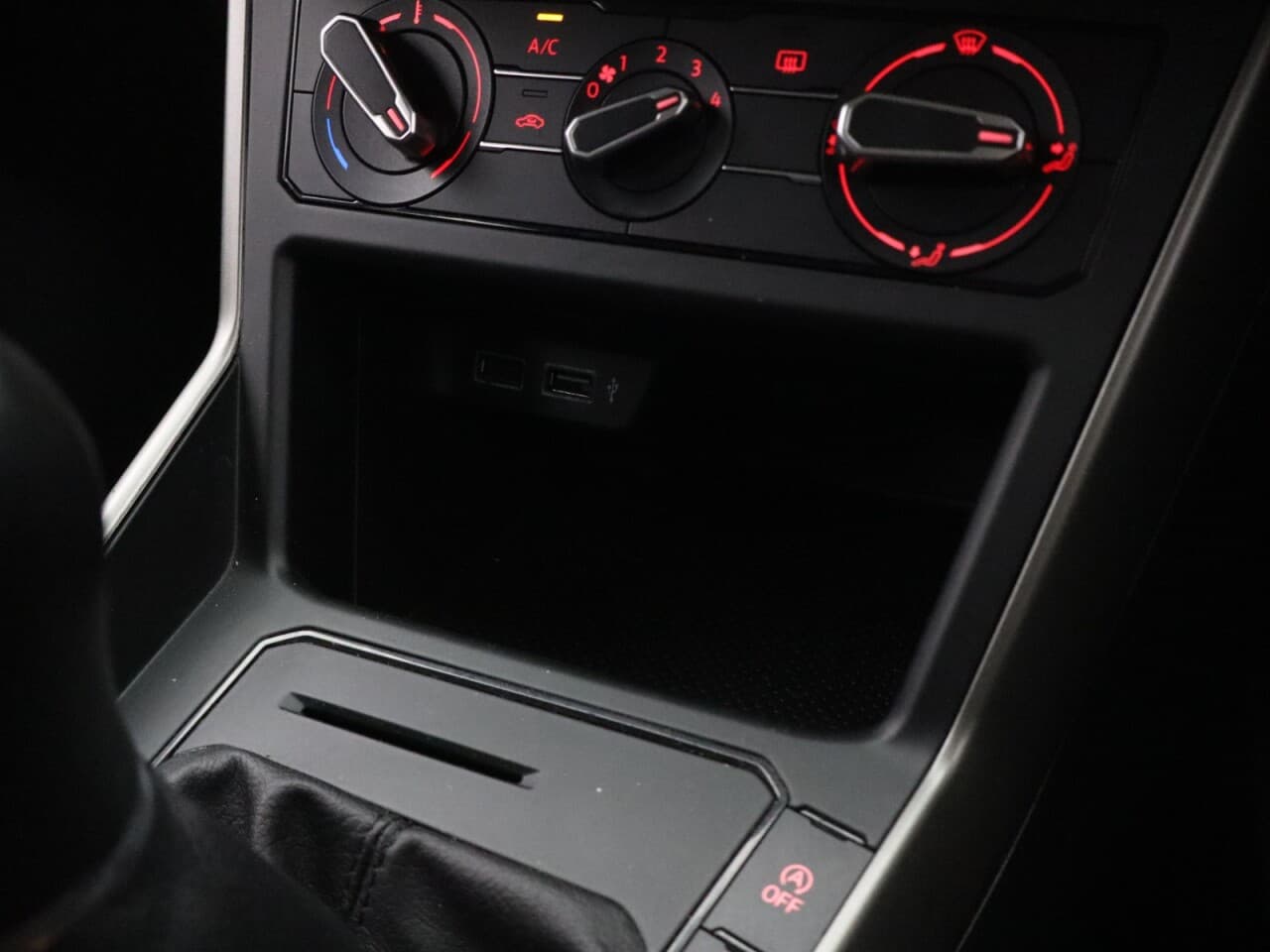 Volkswagen Polo 1.0 TSI Match — image 27