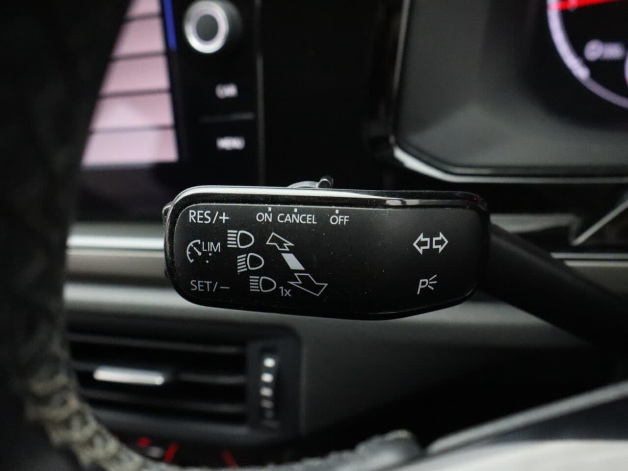 Volkswagen Polo 1.0 TSI Match — image 36