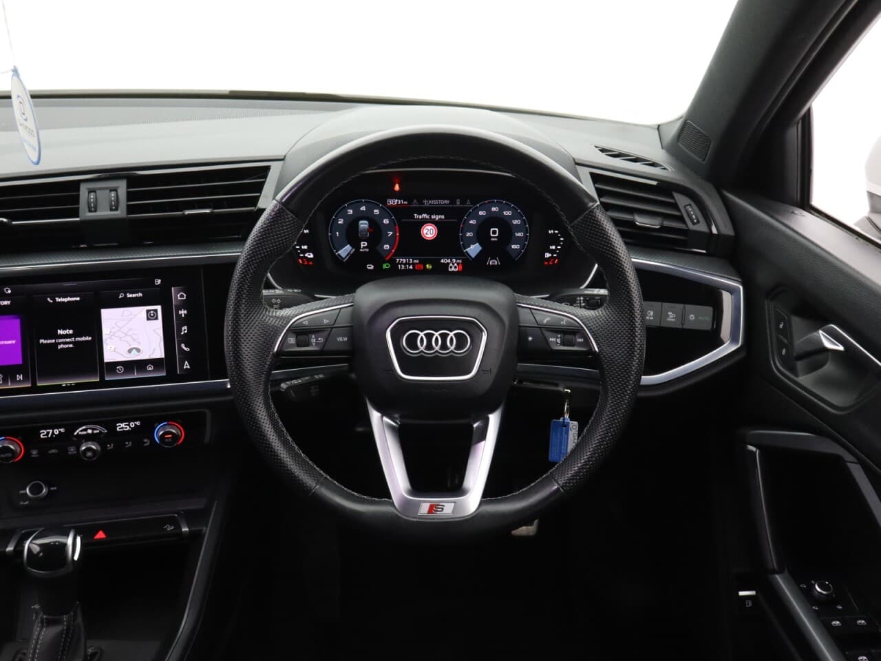Audi Q3 1.4 TFSIe 45 S line Sportback — image 16