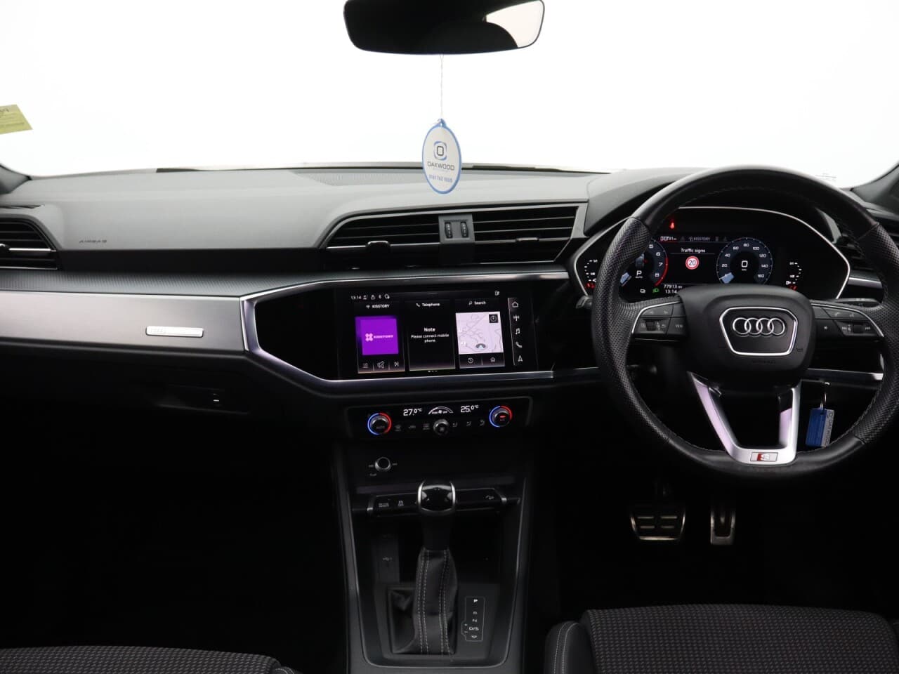 Audi Q3 1.4 TFSIe 45 S line Sportback — image 12