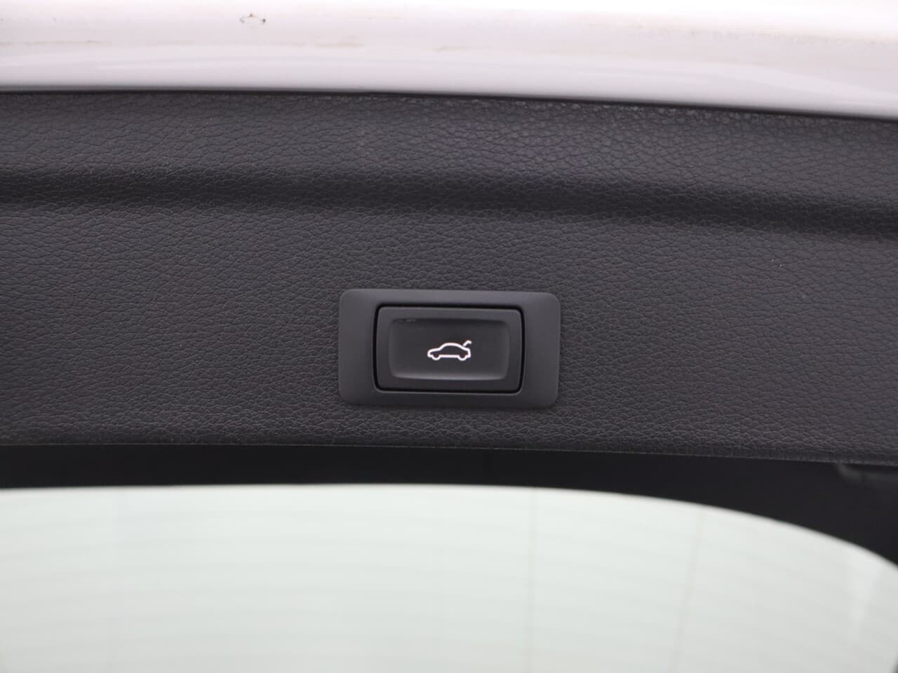 Audi Q3 1.4 TFSIe 45 S line Sportback — image 47