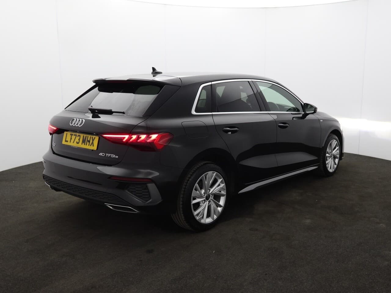 Audi A3 1.4 TFSIe 40 S line Sportback — image 10