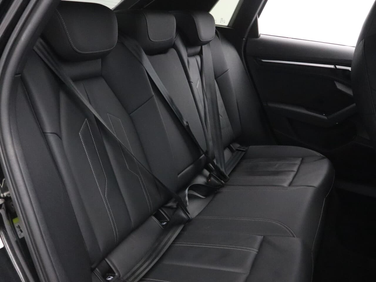 Audi A3 1.4 TFSIe 40 S line Sportback — image 49