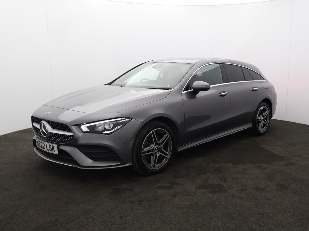 Mercedes-Benz Cla 1.3 CLA250e 15.6kWh AMG Line (Premium) Shooting Brake — image 5