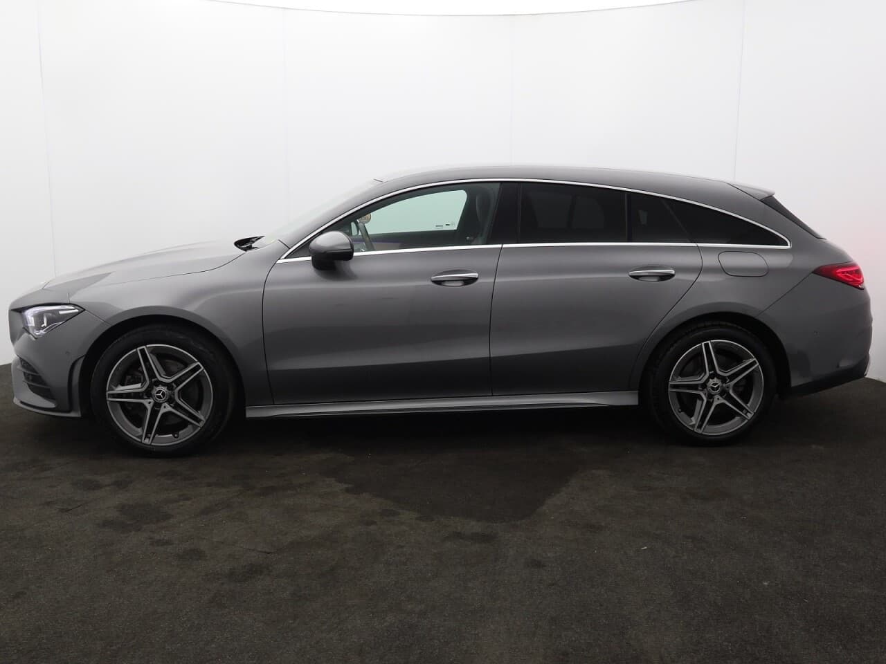 Mercedes-Benz Cla 1.3 CLA250e 15.6kWh AMG Line (Premium) Shooting Brake — image 6