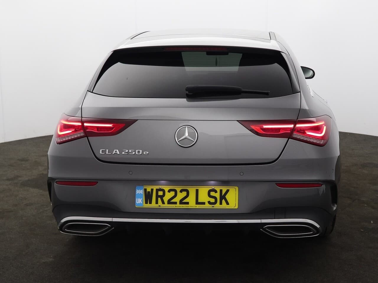 Mercedes-Benz Cla 1.3 CLA250e 15.6kWh AMG Line (Premium) Shooting Brake — image 9