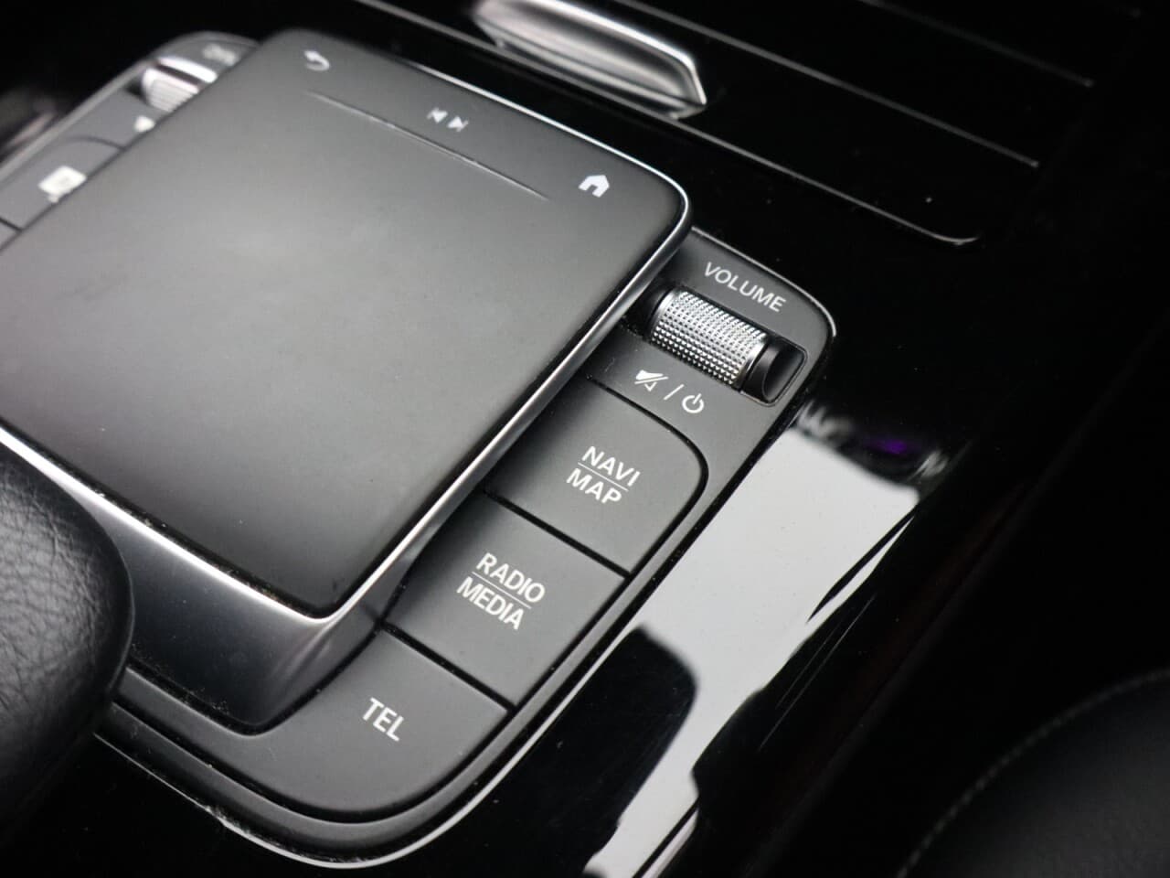 Mercedes-Benz Cla 1.3 CLA250e 15.6kWh AMG Line (Premium) Shooting Brake — image 24