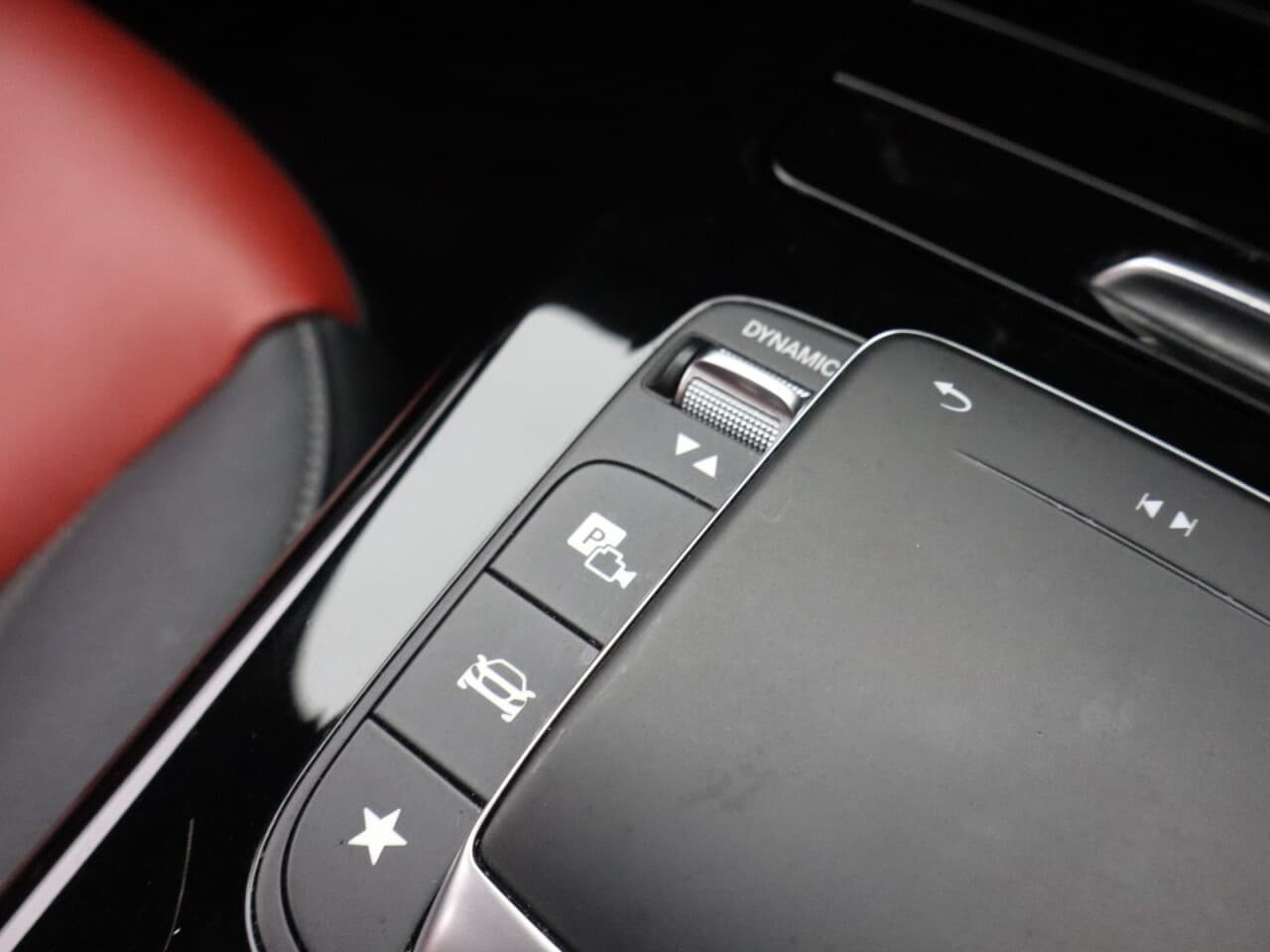Mercedes-Benz Cla 1.3 CLA250e 15.6kWh AMG Line (Premium) Shooting Brake — image 26