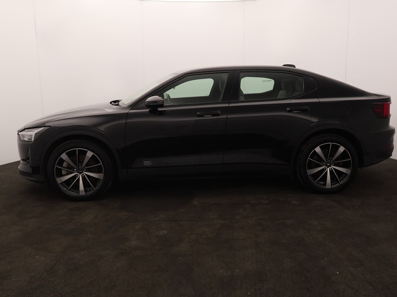 Polestar Polestar 2 Dual Motor 78kWh Long Range Fastback — image 6