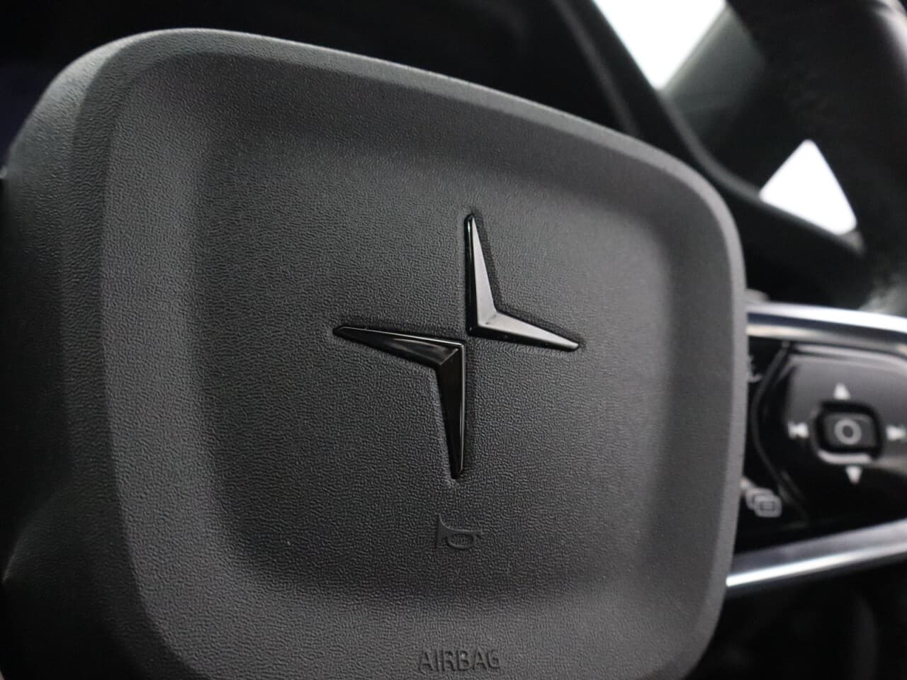Polestar Polestar 2 Dual Motor 78kWh Long Range Fastback — image 19