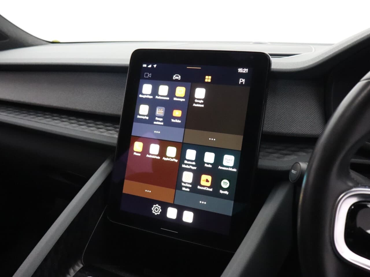 Polestar Polestar 2 Dual Motor 78kWh Long Range Fastback — image 21