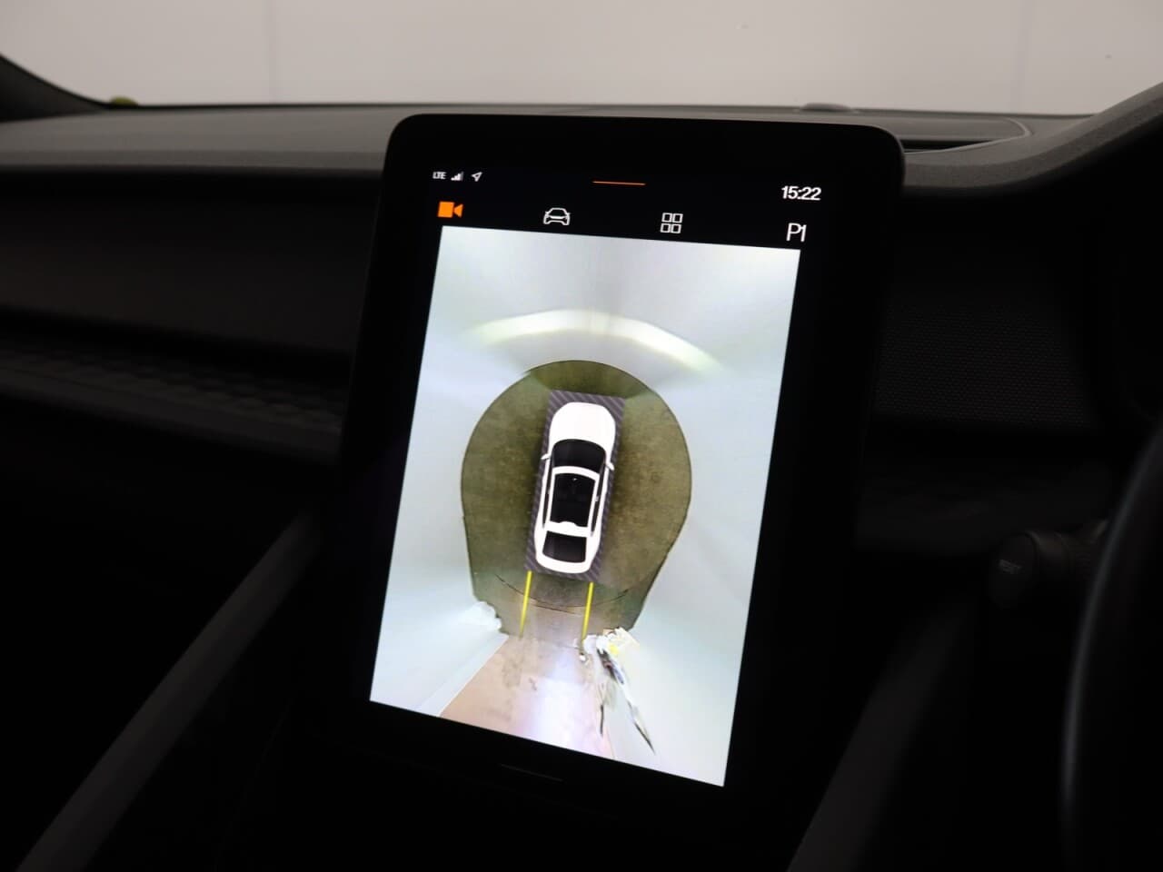 Polestar Polestar 2 Dual Motor 78kWh Long Range Fastback — image 30