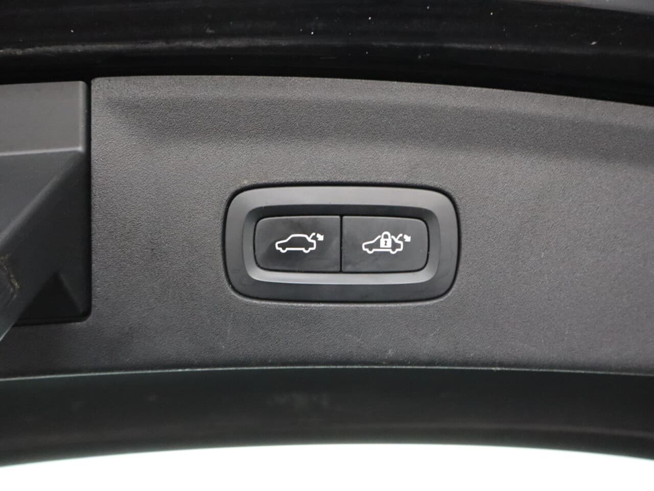 Polestar Polestar 2 Dual Motor 78kWh Long Range Fastback — image 43