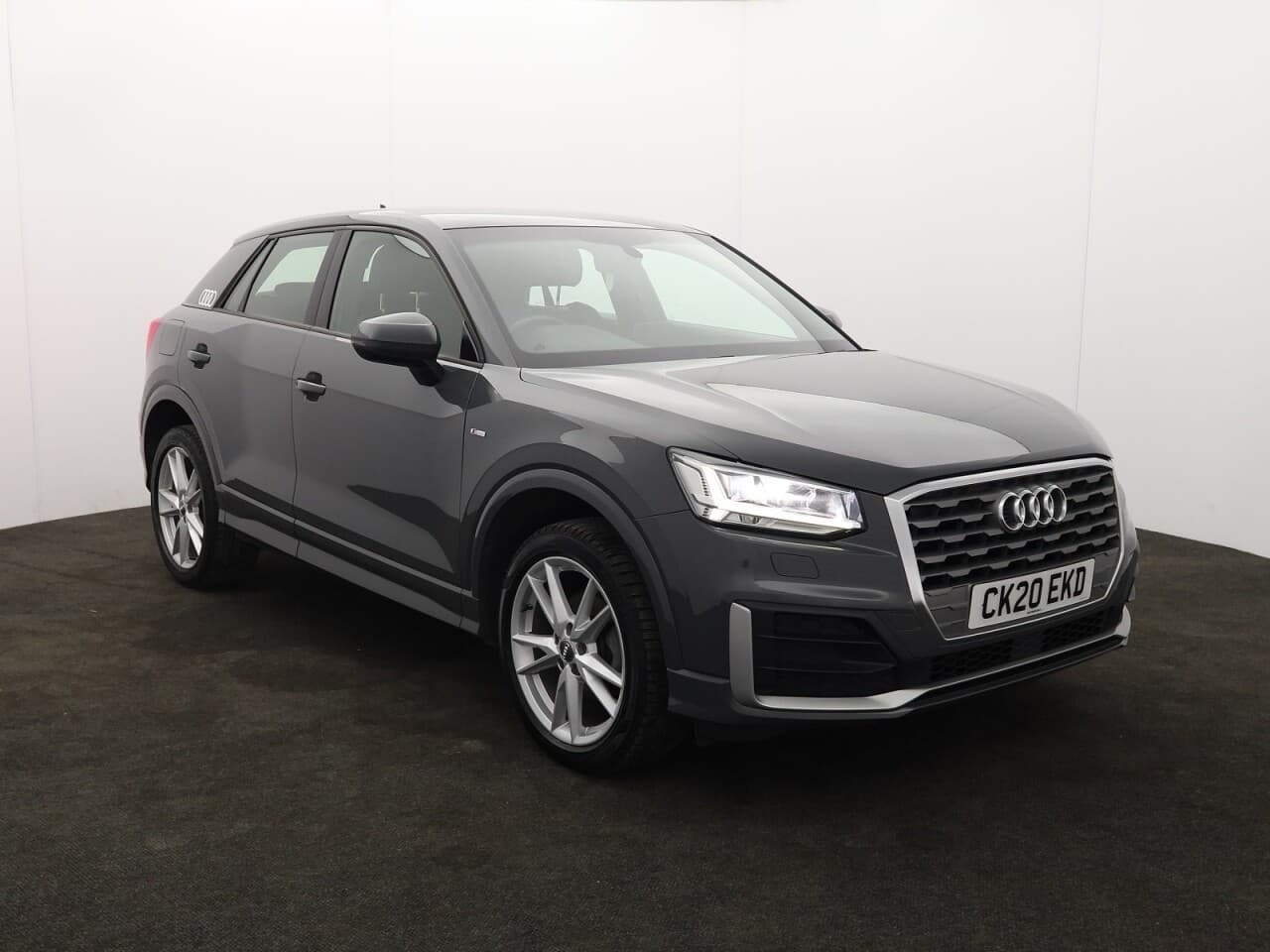 Audi Q2 1.0 TFSI 30 S line view 1