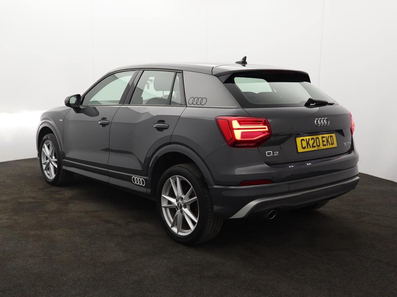 Audi Q2 1.0 TFSI 30 S line — image 8
