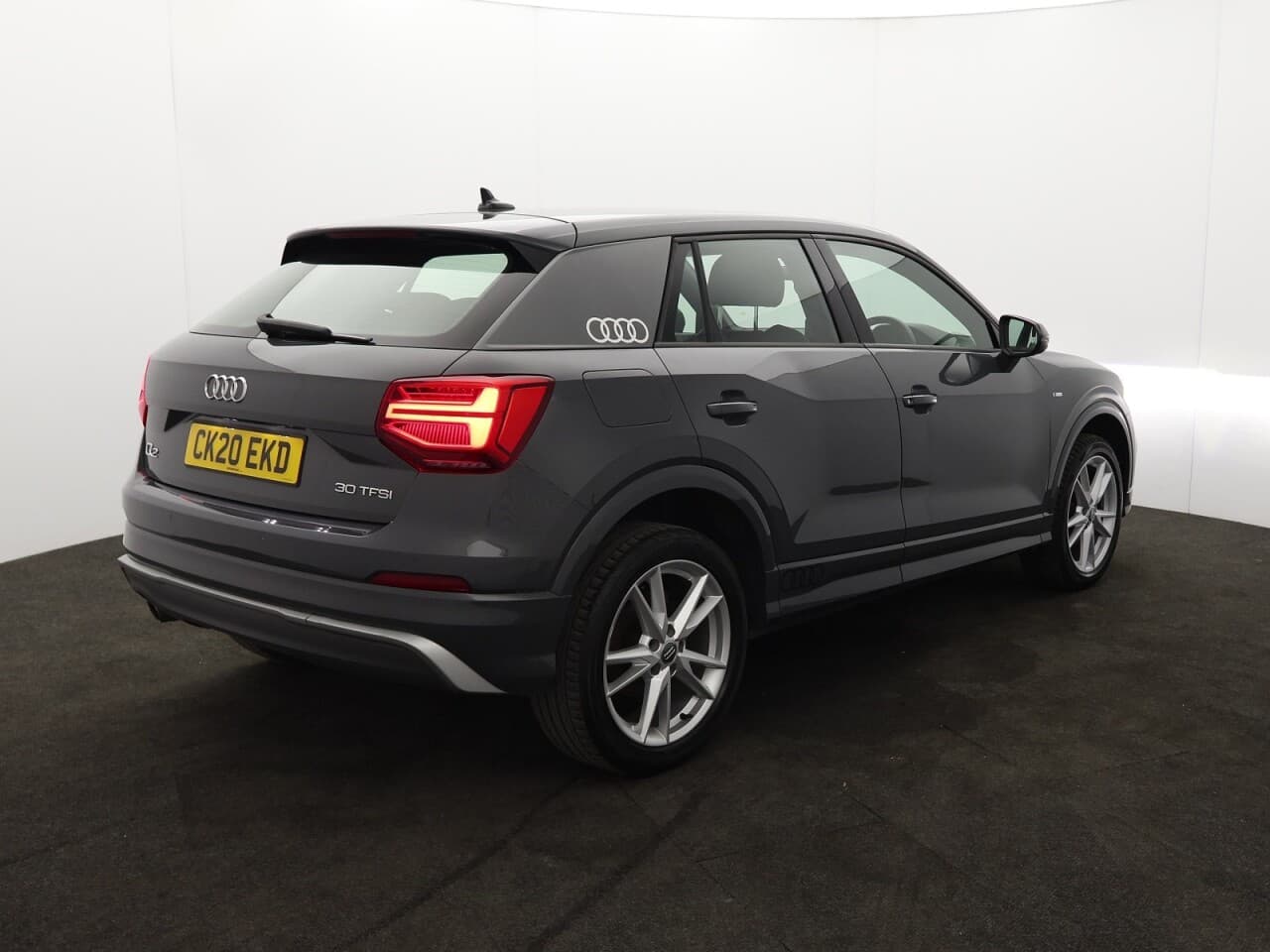 Audi Q2 1.0 TFSI 30 S line — image 10