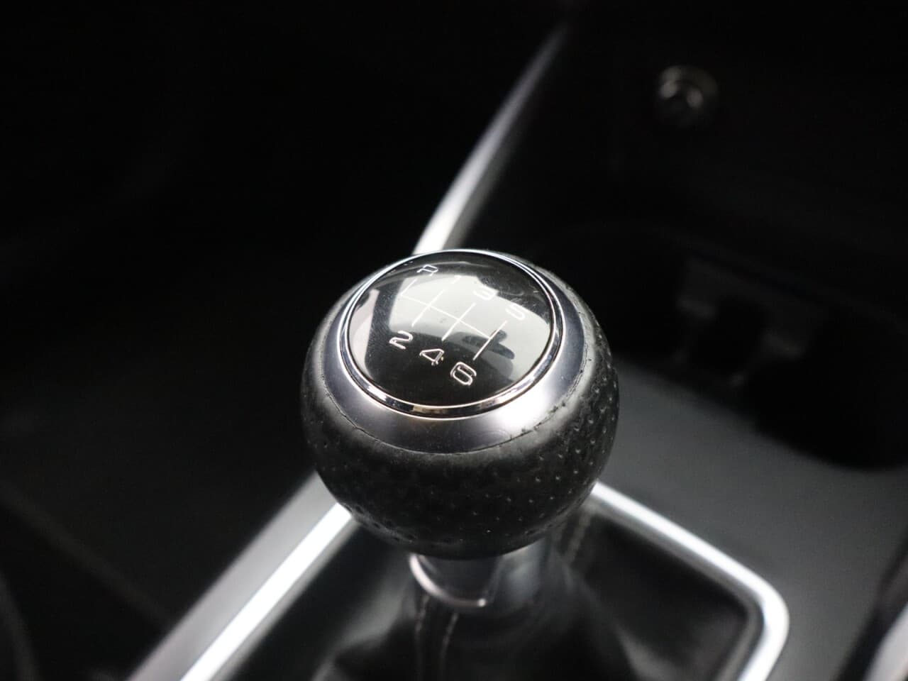 Audi Q2 1.0 TFSI 30 S line — image 24