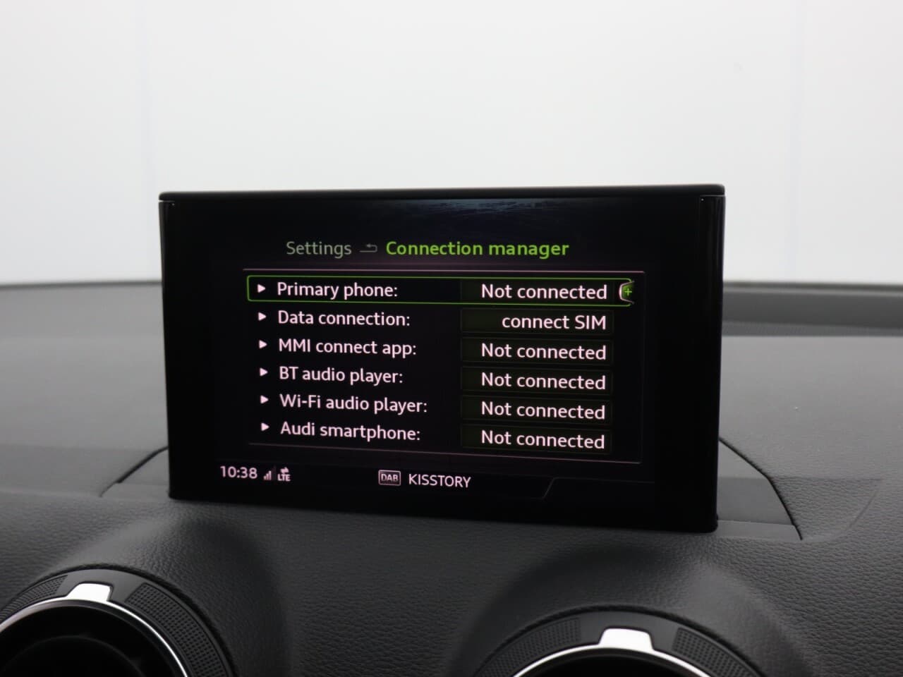 Audi Q2 1.0 TFSI 30 S line — image 38
