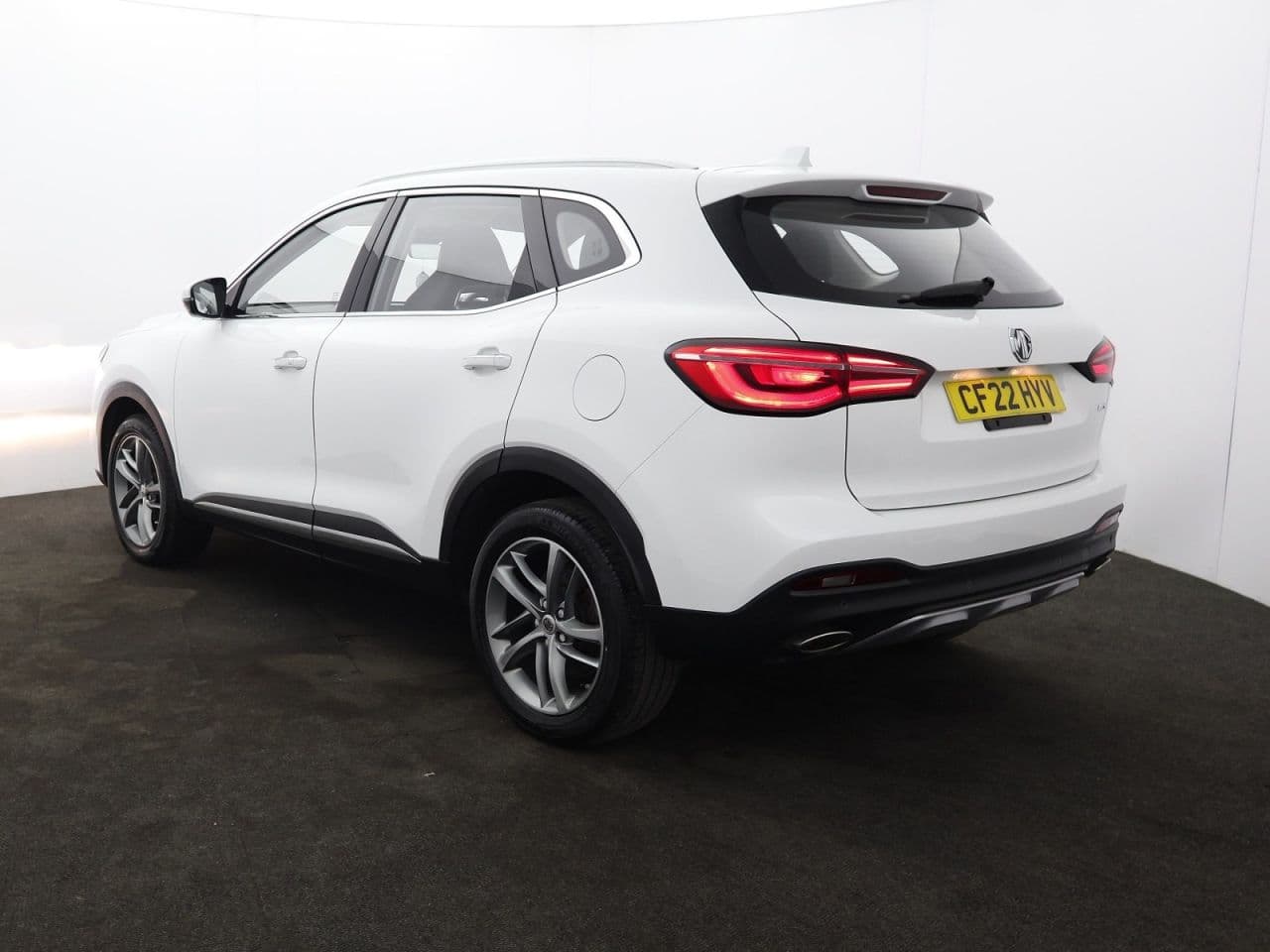 MG MG Hs 1.5 T-GDI Exclusive — image 8