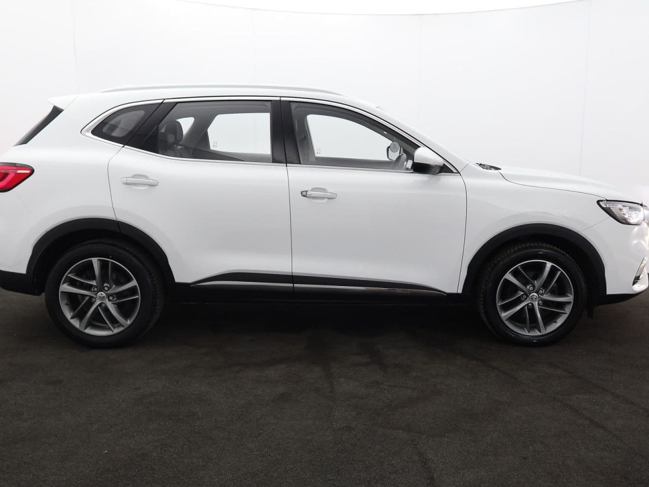 MG MG Hs 1.5 T-GDI Exclusive — image 11
