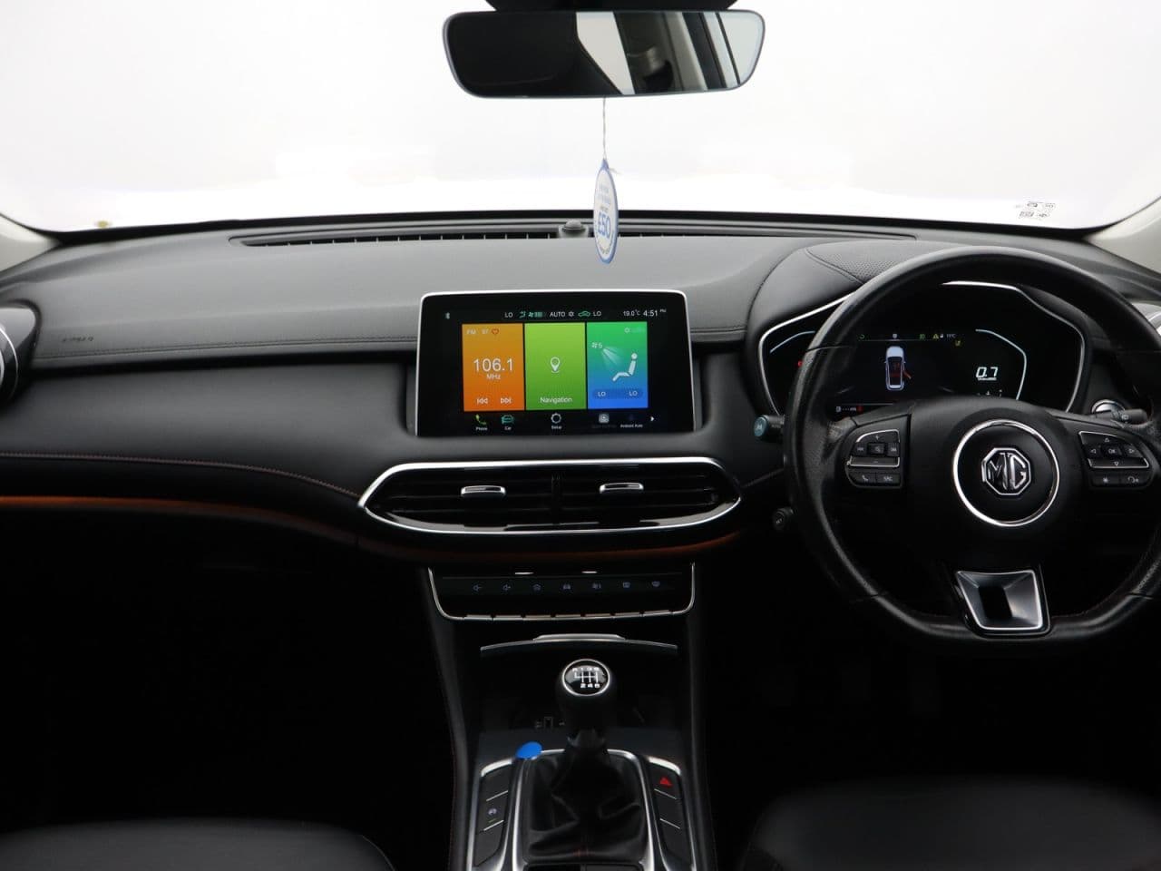 MG MG Hs 1.5 T-GDI Exclusive — image 12