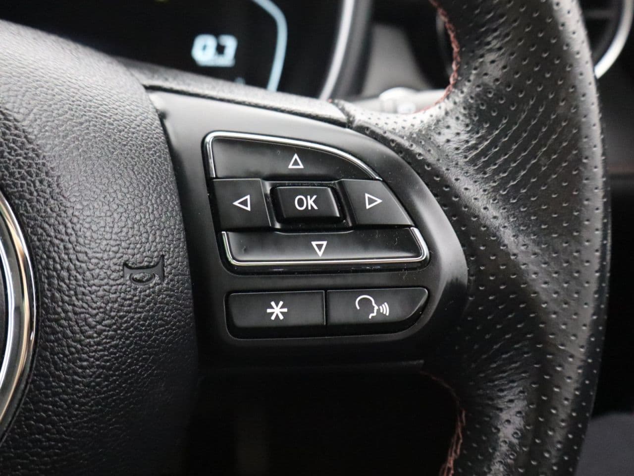 MG MG Hs 1.5 T-GDI Exclusive — image 20