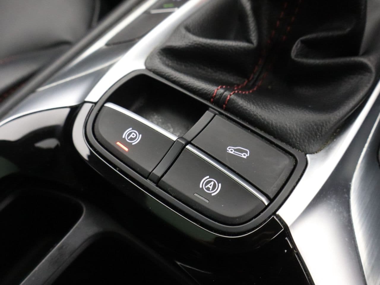 MG MG Hs 1.5 T-GDI Exclusive — image 28