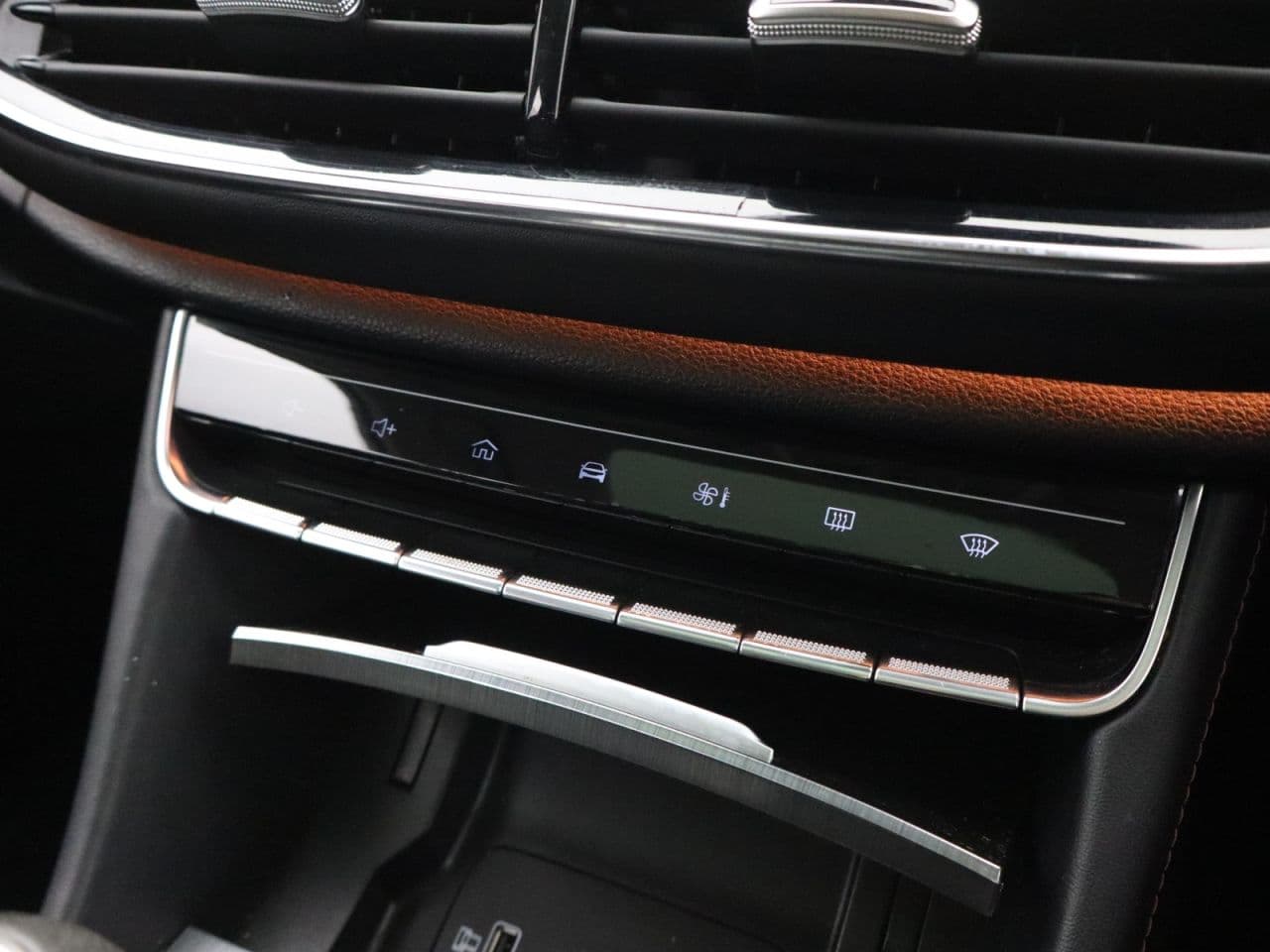 MG MG Hs 1.5 T-GDI Exclusive — image 32