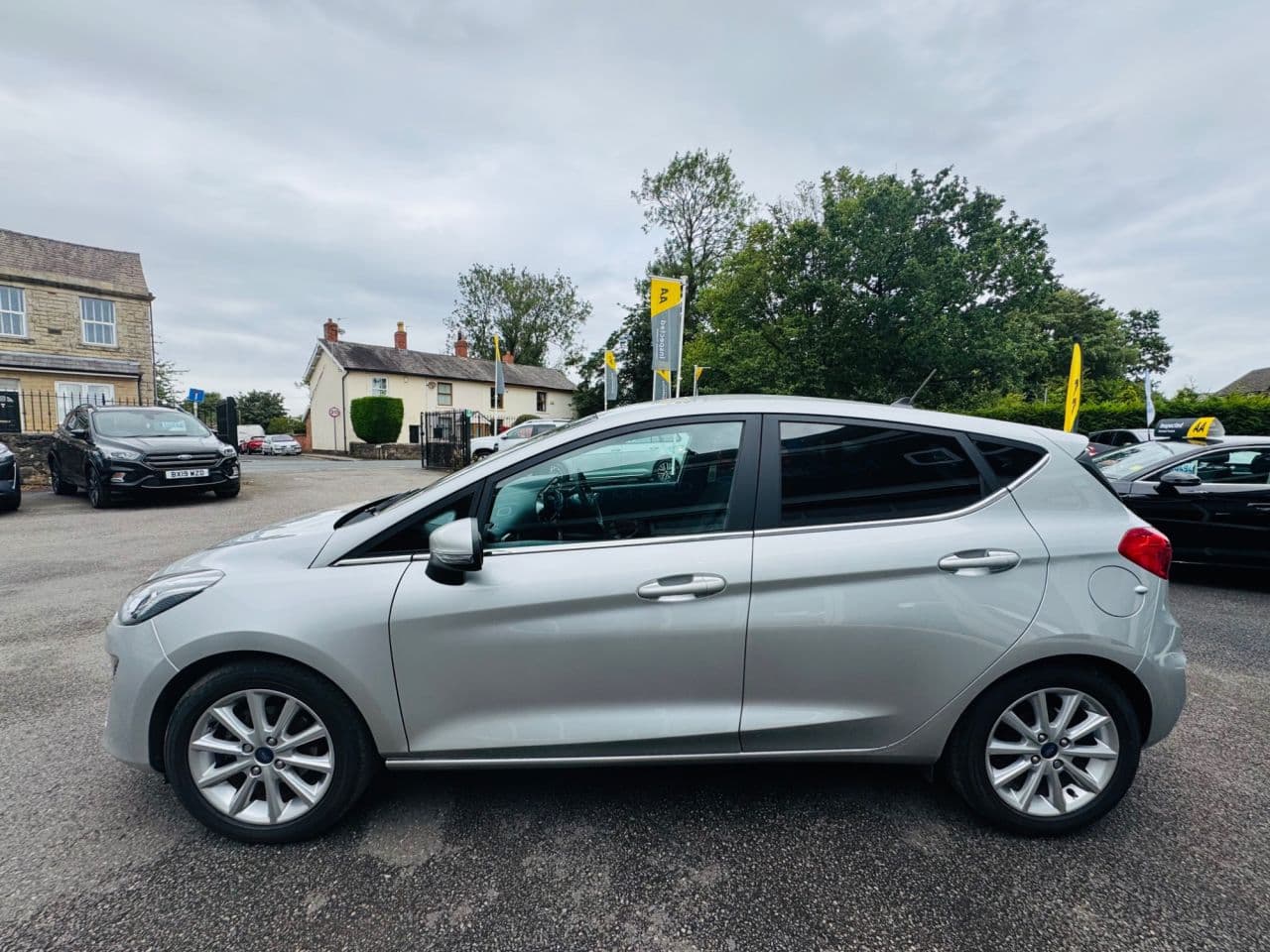Ford Fiesta 1.0T EcoBoost Titanium — image 7