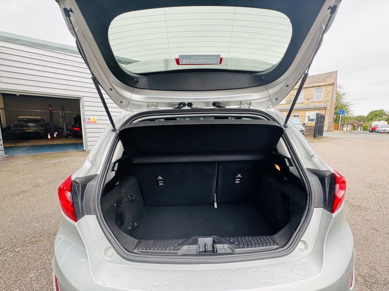 Ford Fiesta 1.0T EcoBoost Titanium — image 12