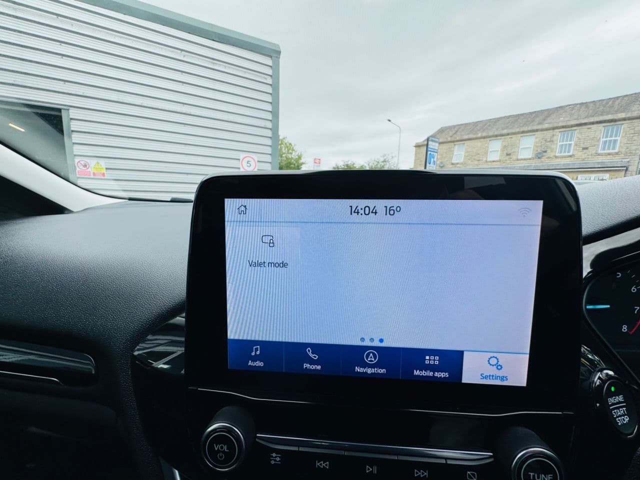 Ford Fiesta 1.0T EcoBoost Titanium — image 25