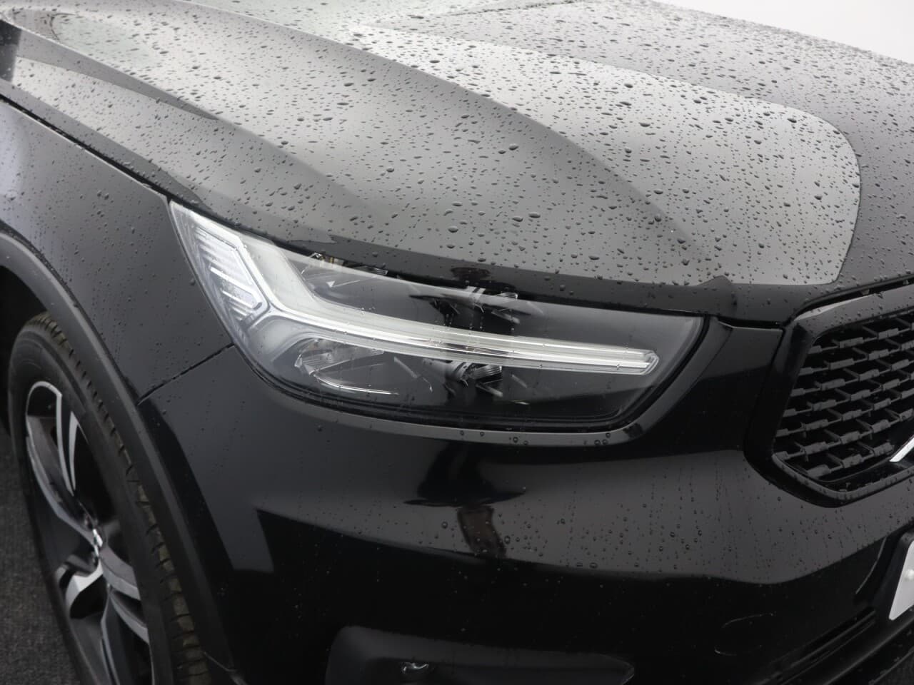 Volvo XC40 1.5h T5 Twin Engine Recharge 10.7kWh R-Design — image 55