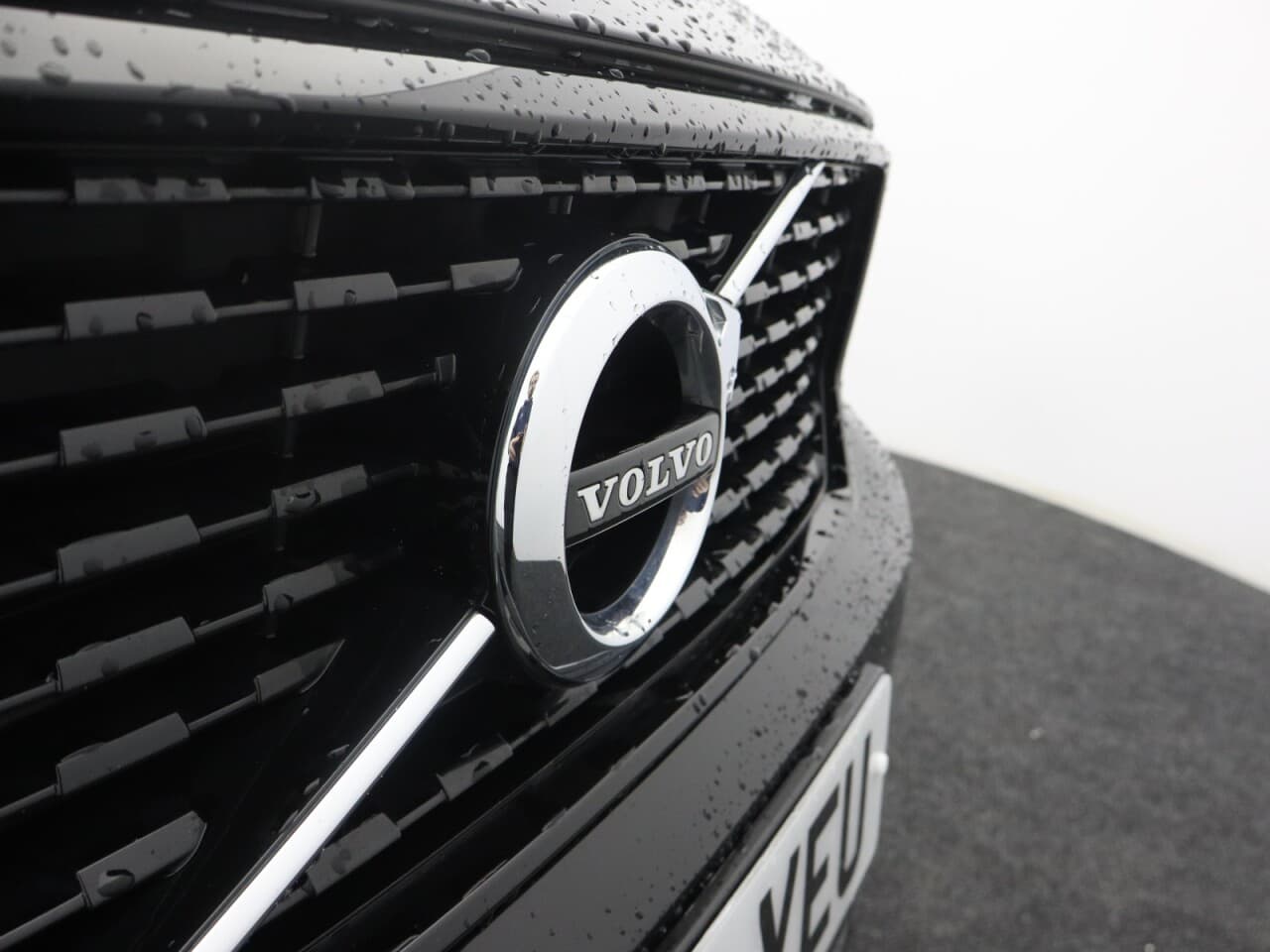 Volvo XC40 1.5h T5 Twin Engine Recharge 10.7kWh R-Design — image 56