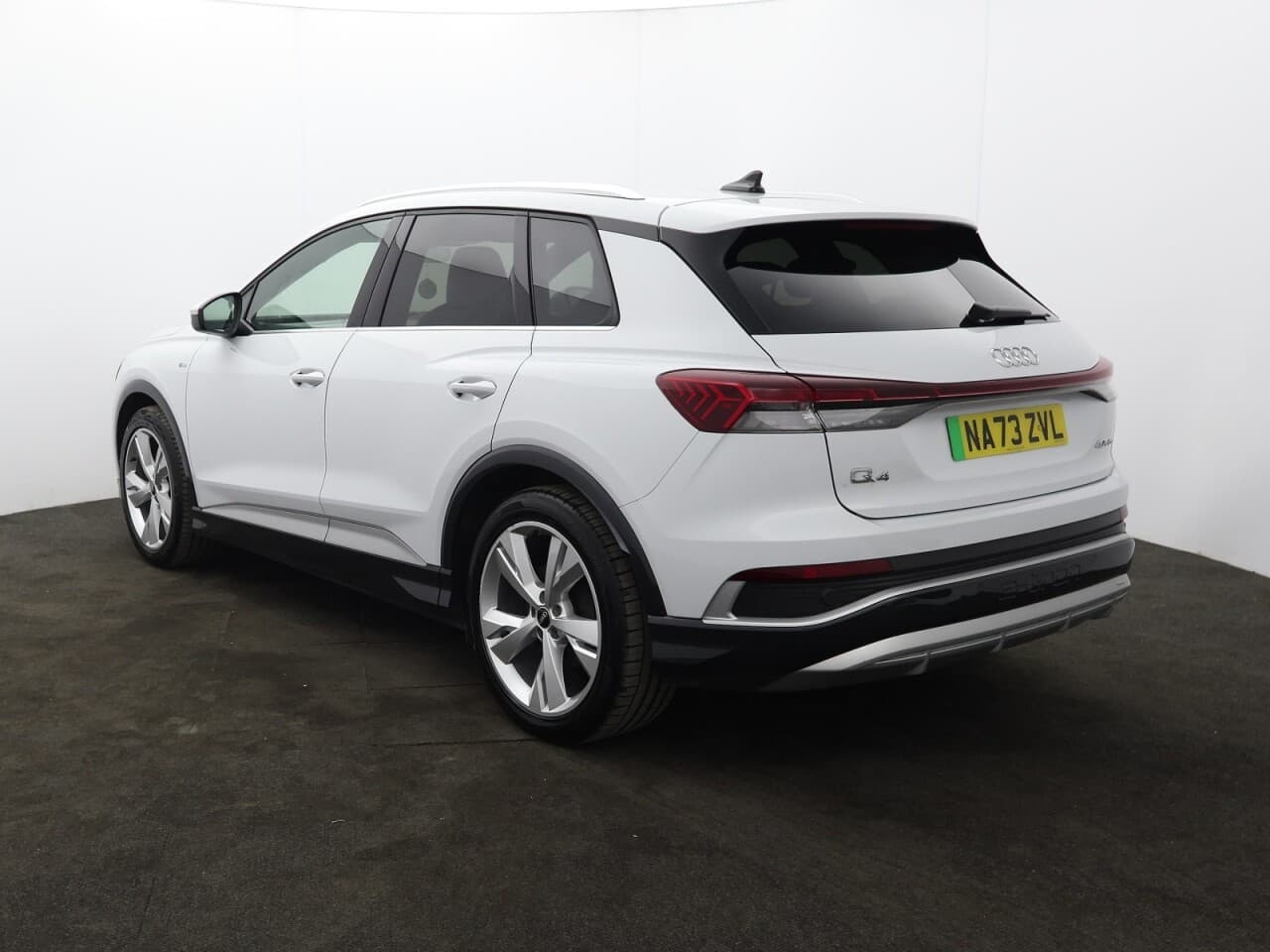 Audi Q4 E-Tron 40 S line — image 8