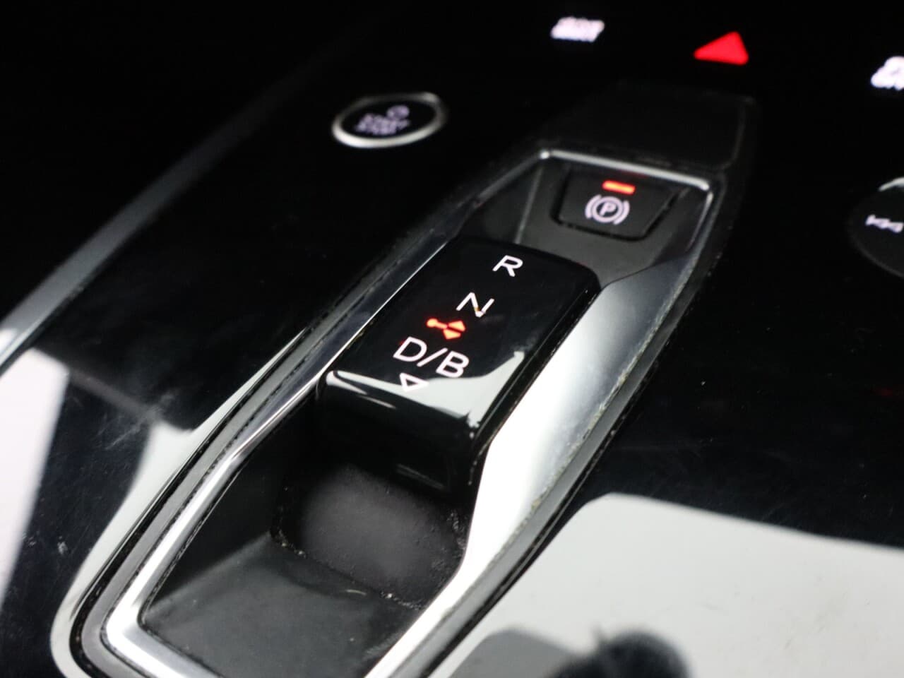 Audi Q4 E-Tron 40 S line — image 24