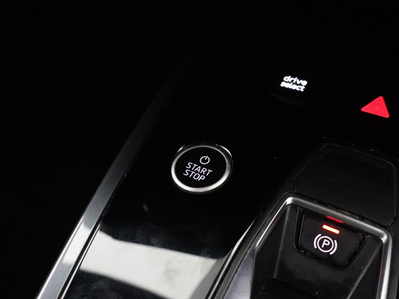 Audi Q4 E-Tron 40 S line — image 27