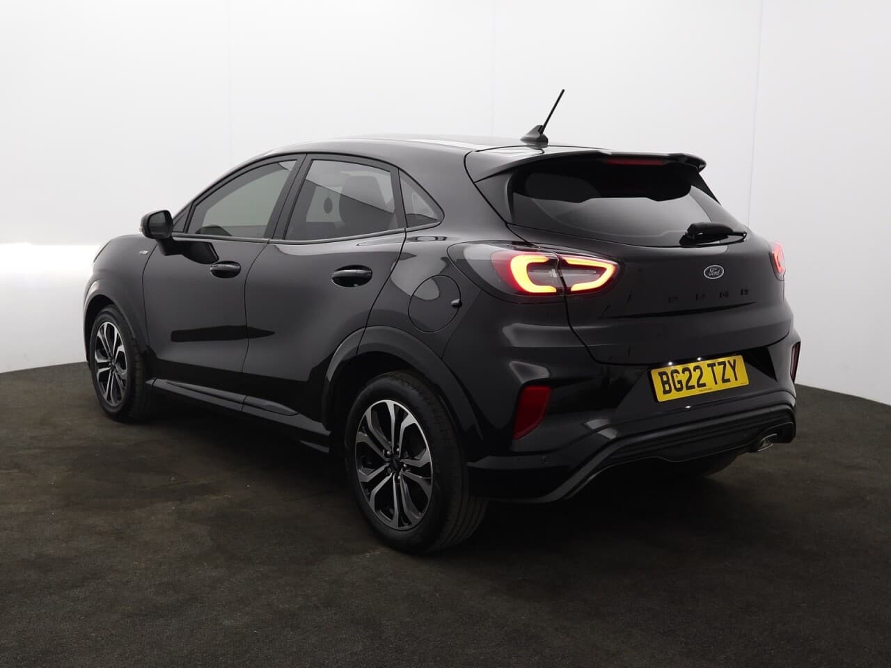 Ford Puma 1.0T EcoBoost MHEV ST-Line — image 8