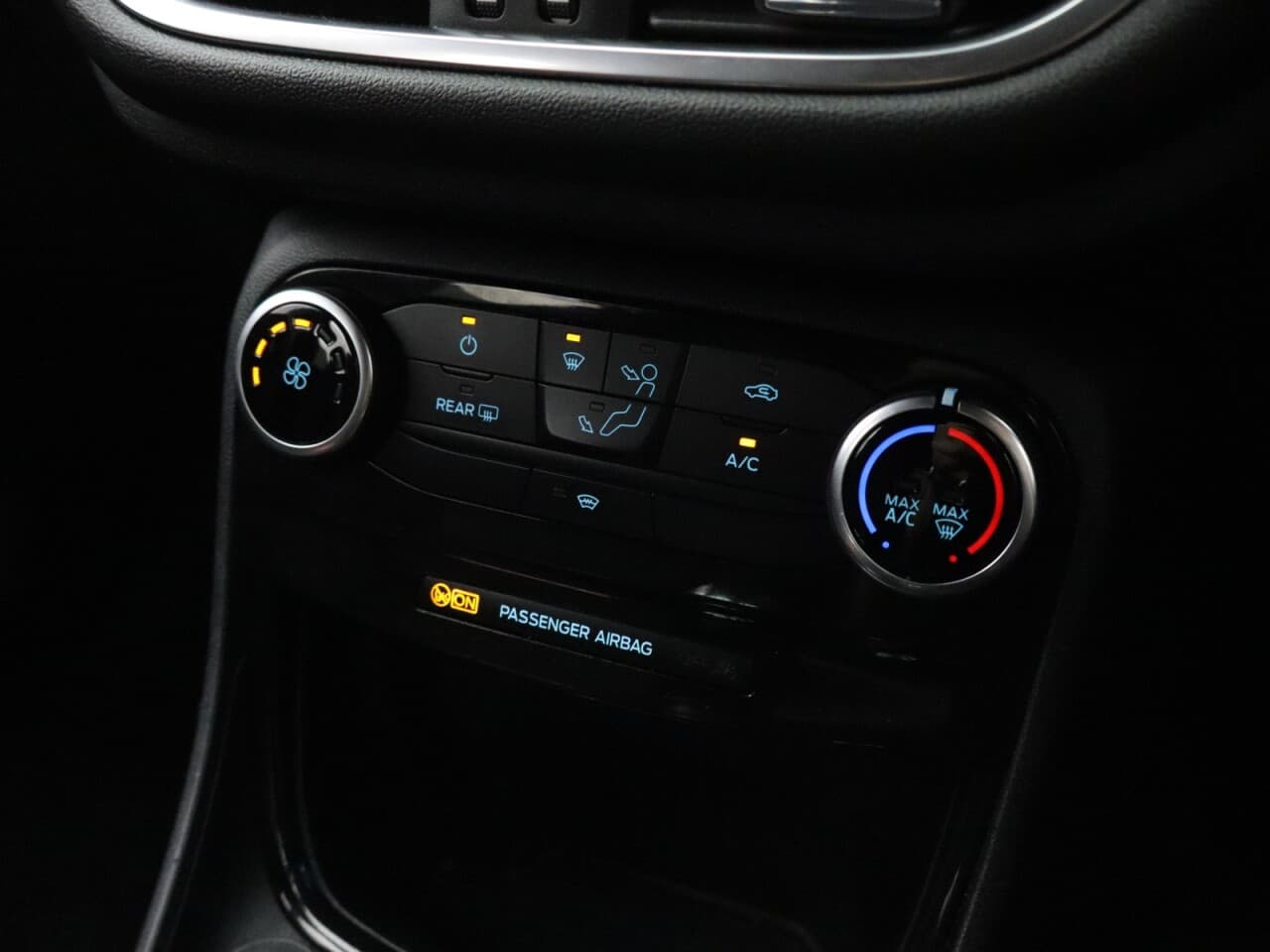 Ford Puma 1.0T EcoBoost MHEV ST-Line — image 28