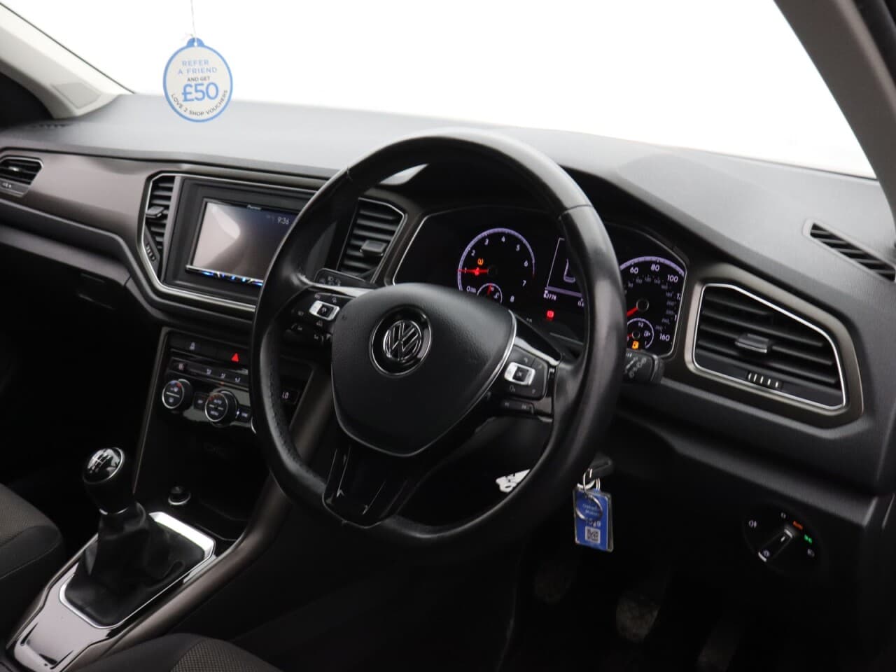 Volkswagen T-Roc 1.0 TSI SE — image 14