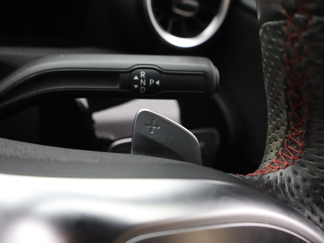 Mercedes-Benz A Class 1.3 A180 AMG Line — image 37