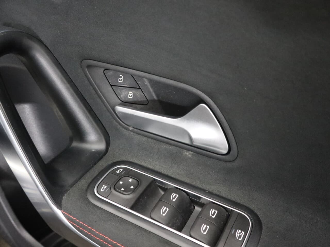 Mercedes-Benz A Class 1.3 A180 AMG Line — image 43