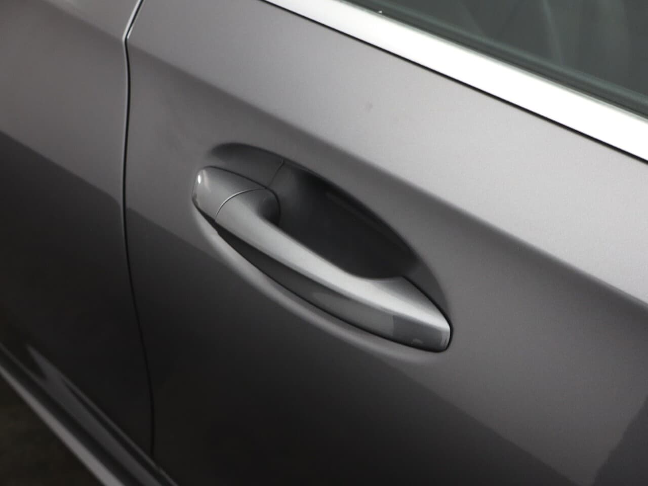 Mercedes-Benz A Class 1.3 A180 AMG Line — image 49