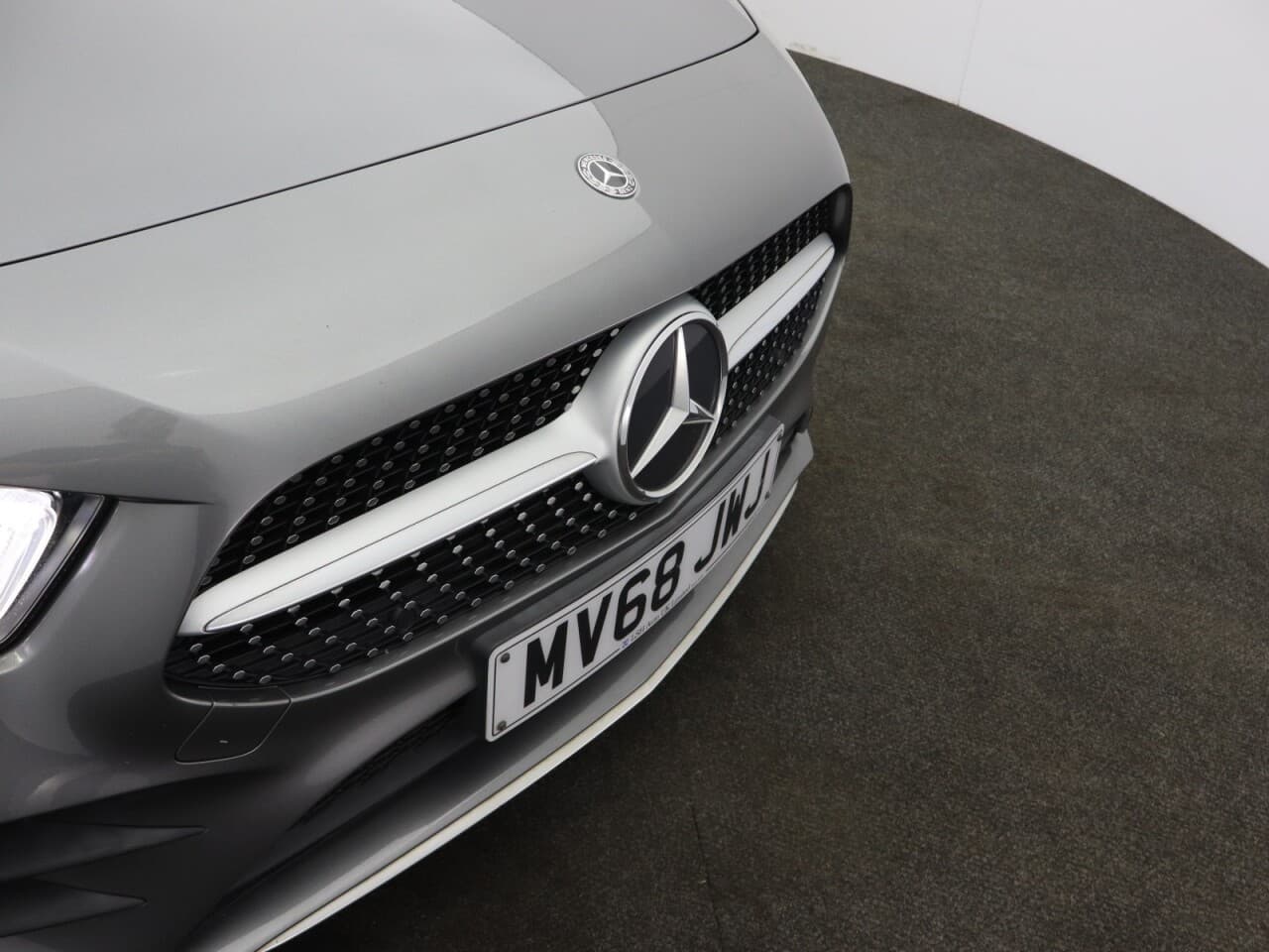 Mercedes-Benz A Class 1.3 A180 AMG Line — image 51