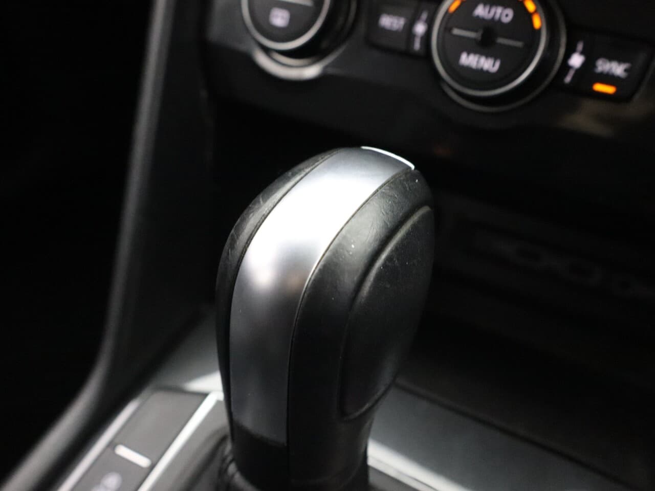 Volkswagen Tiguan 1.5 TSI EVO Match — image 24