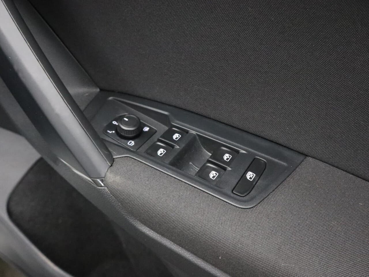 Volkswagen Tiguan 1.5 TSI EVO Match — image 52
