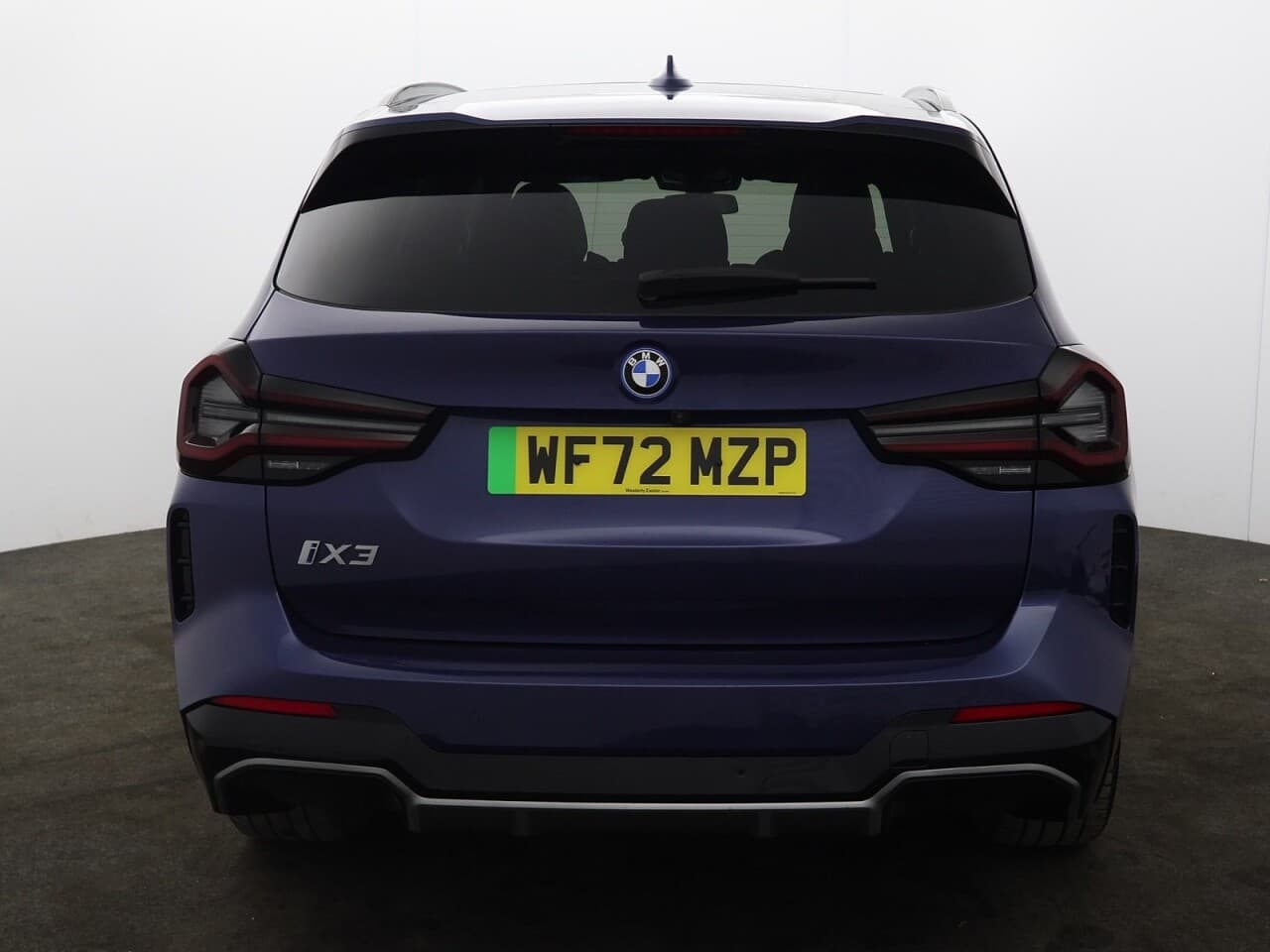 BMW IX3 80kWh M Sport — image 9