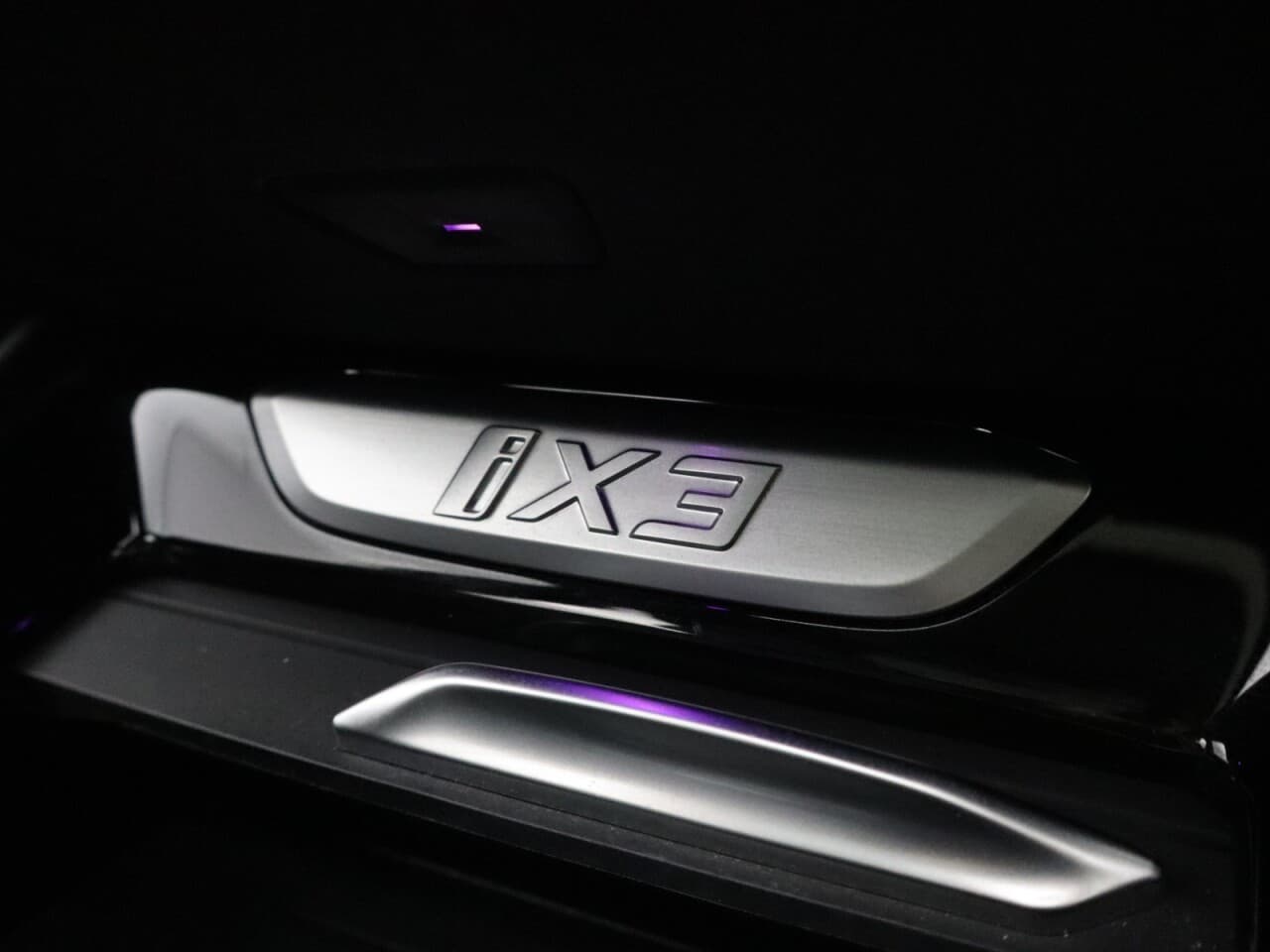 BMW IX3 80kWh M Sport — image 34