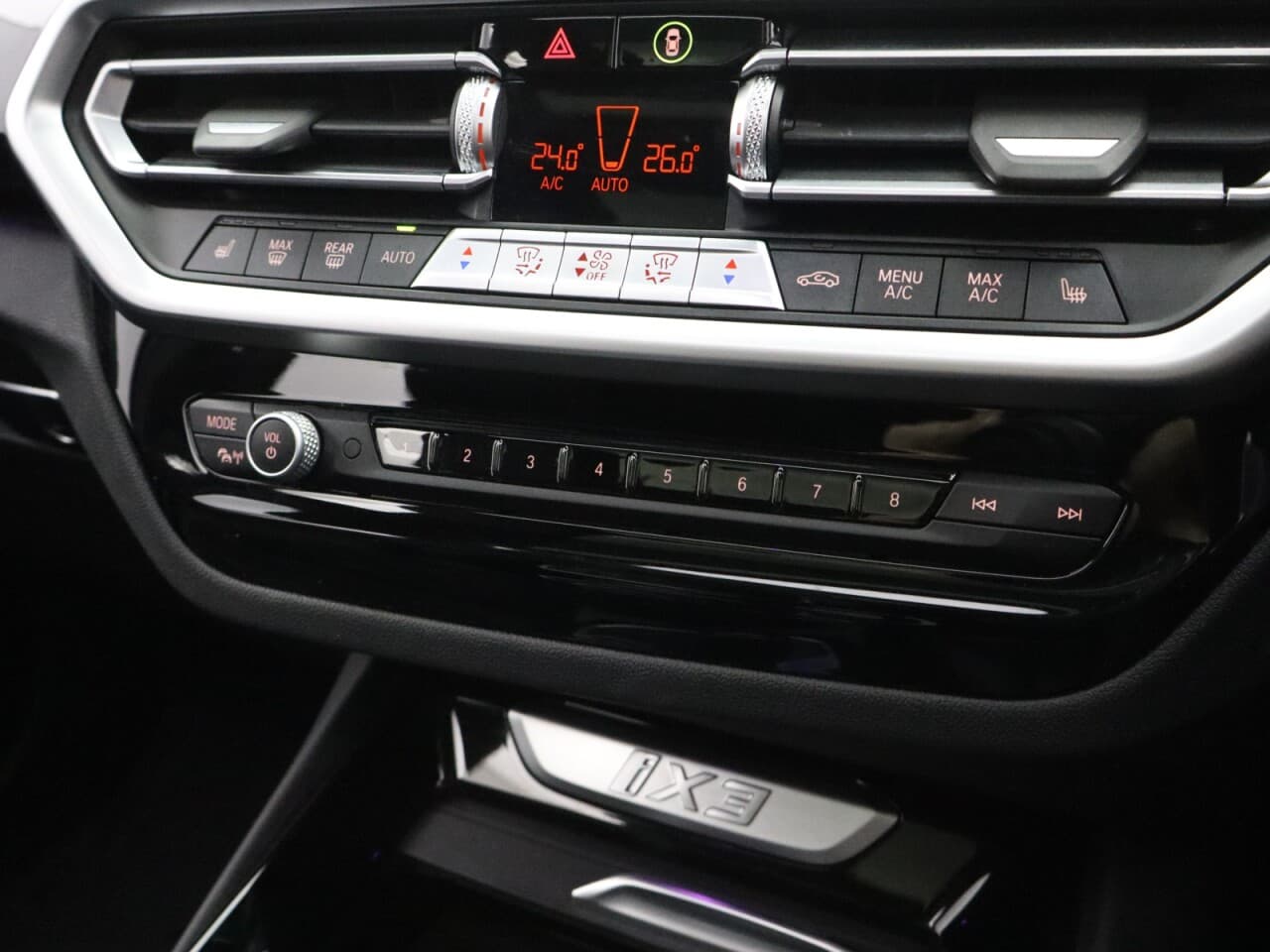 BMW IX3 80kWh M Sport — image 35