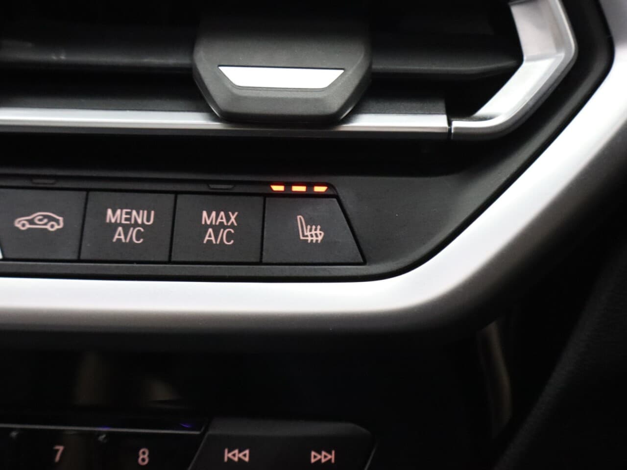 BMW IX3 80kWh M Sport — image 37